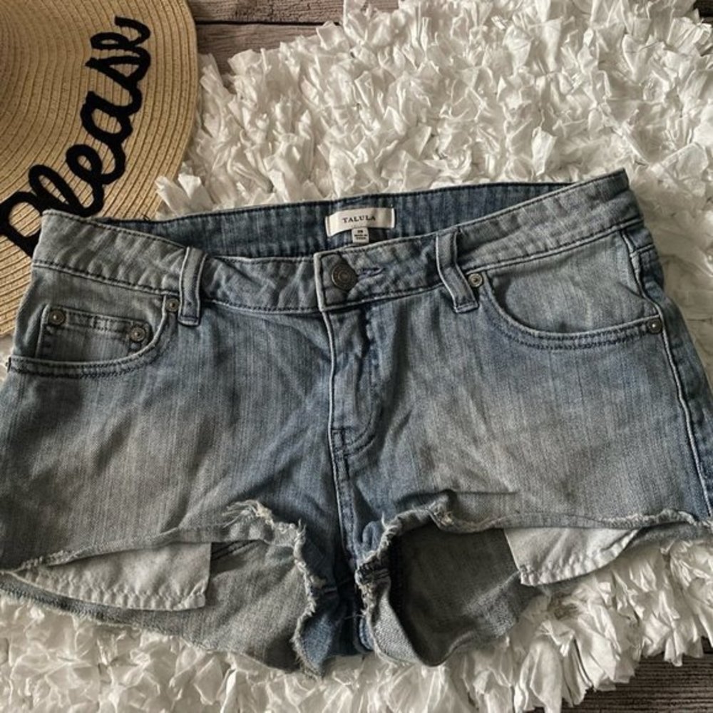 Talula Cut off Shorts     KA6-3